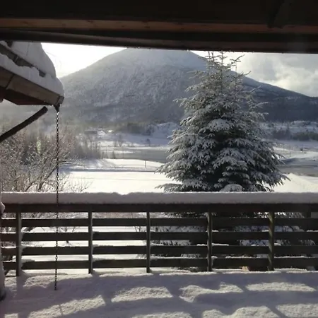 בית נופש Traditional Norwegian Log Cabin With Sauna By The Sea *