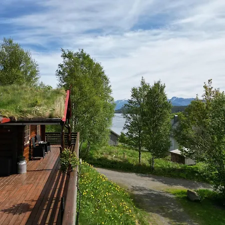Traditional Norwegian Log Cabin With Sauna By The Sea * Tornes