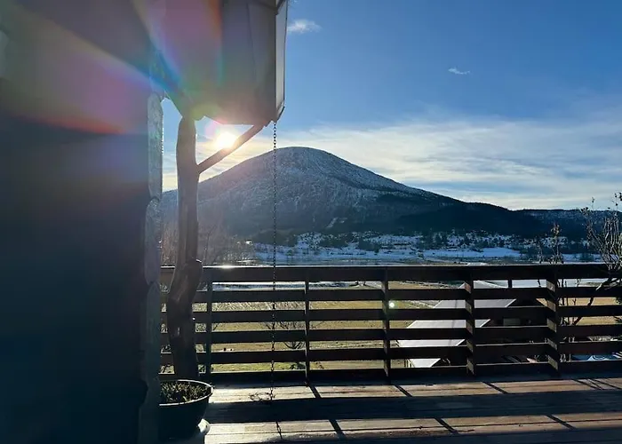 Traditional Norwegian Log Cabin With Sauna By The Sea Tornes