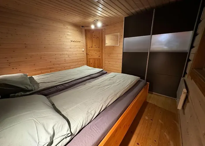 Traditional Norwegian Log Cabin With Sauna By The Sea Tornes